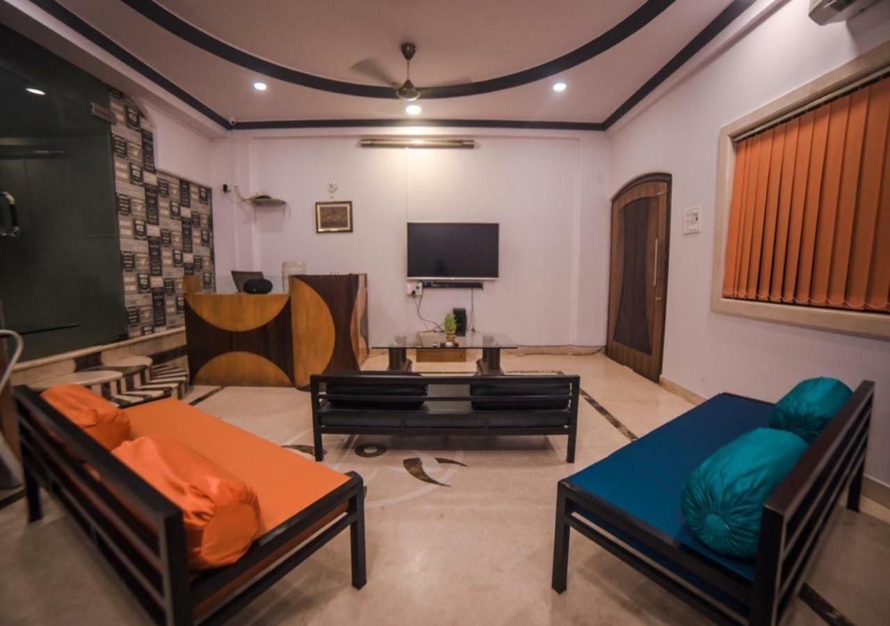 Happinest - The Backpacker'S Hostel Mumbai Bagian luar foto