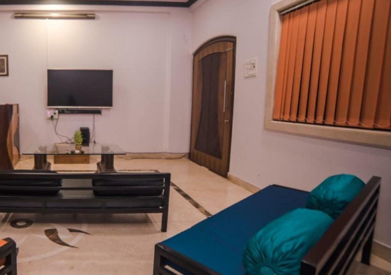Happinest - The Backpacker'S Hostel Mumbai Bagian luar foto