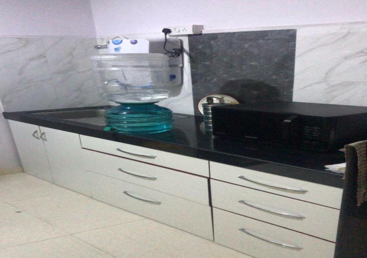 Happinest - The Backpacker'S Hostel Mumbai Bagian luar foto